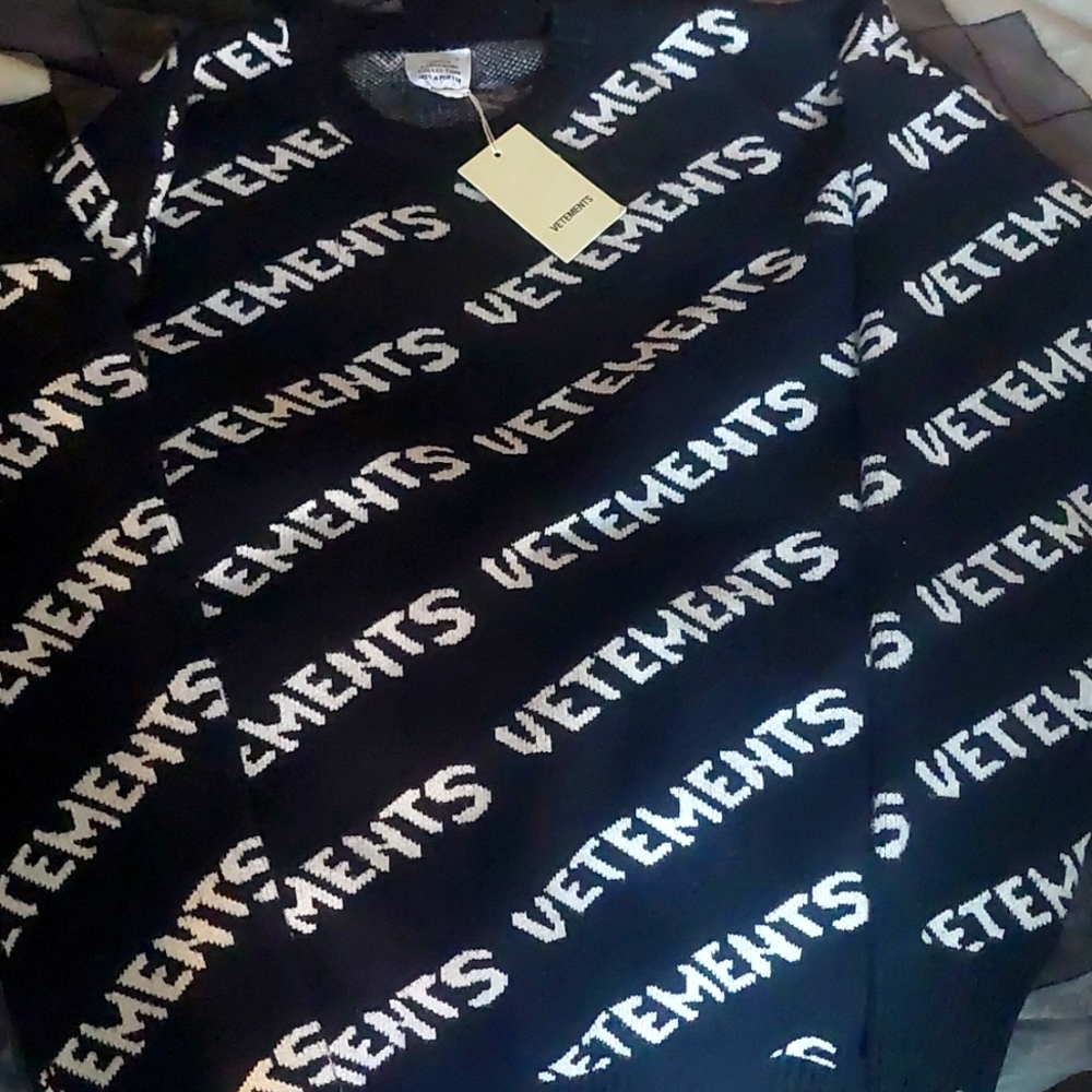 Vetements Sweater Men Black